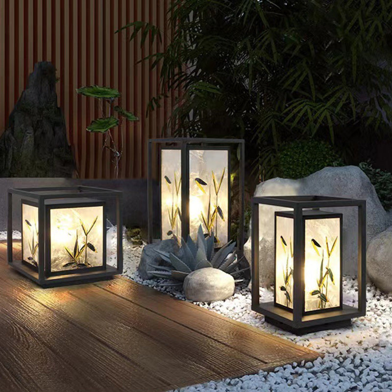Traditional Chinese Black Outdoor Stake Light
