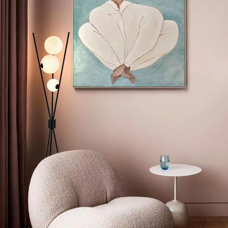 Contemporary Black 3-Light Floor Lamp