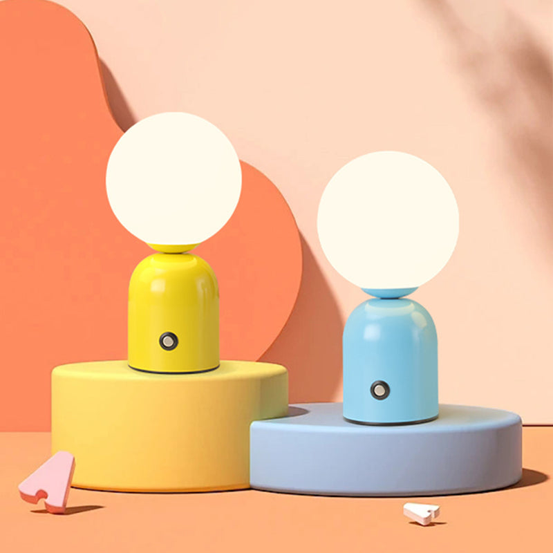 Modern Scandinavian Round Orb LED Table Lamp Table Lamp