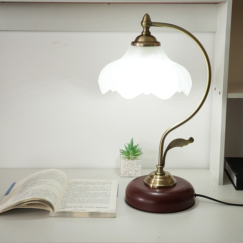 Modern Mid-Century Flower Iron Glass 1-Light Table Lamp