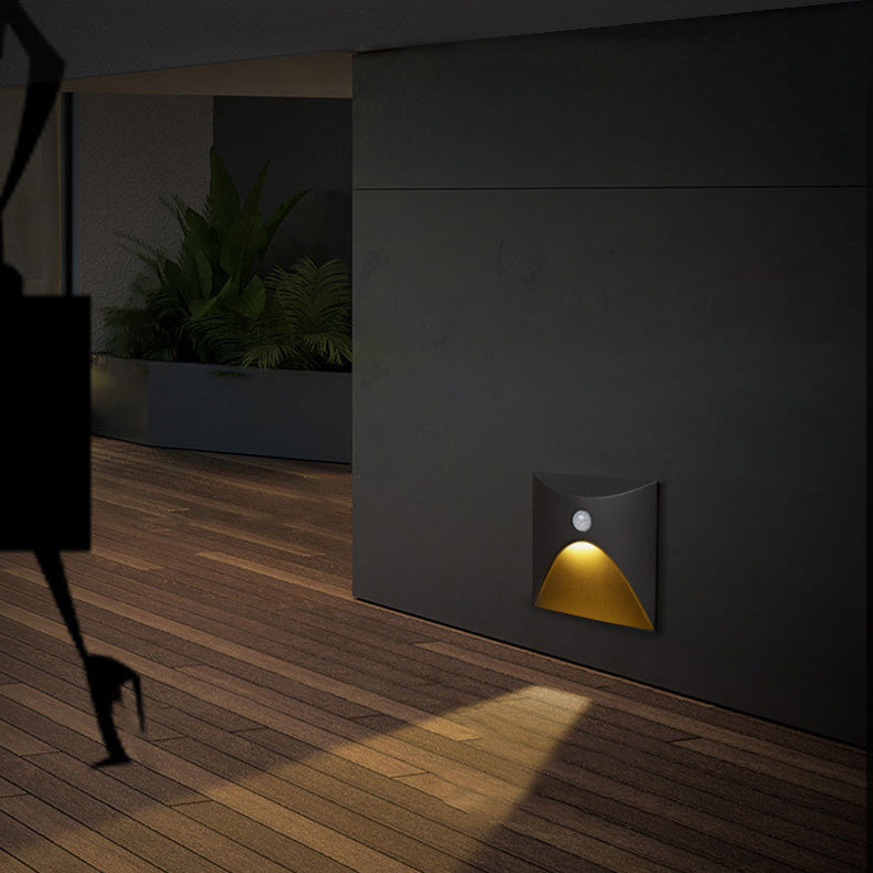 Modern Simplicity Round Square Waterproof Aluminum LED Light