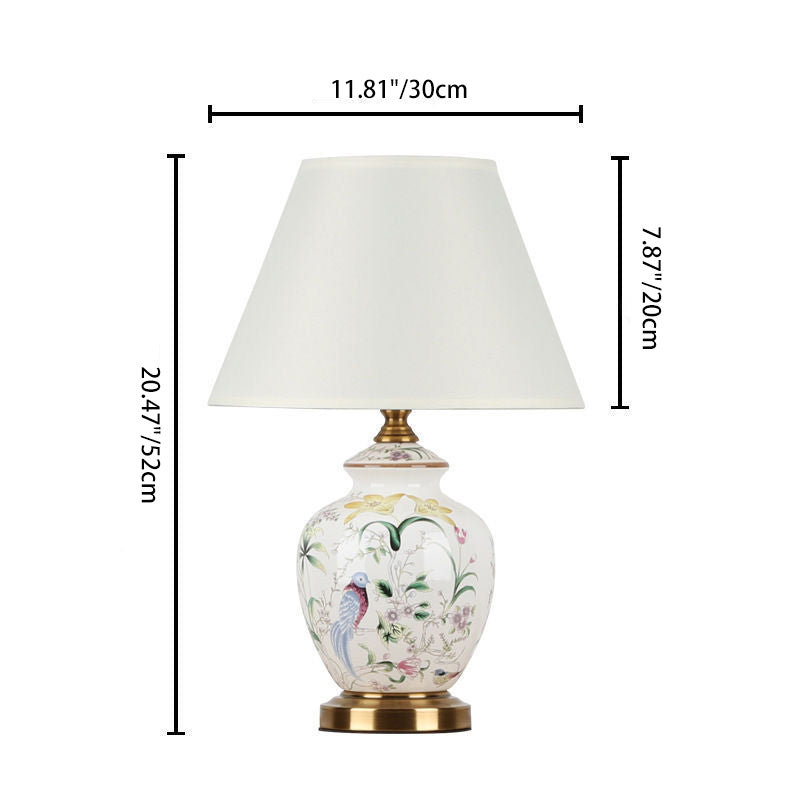 Traditional Chinese Patterned Bird Scalloped Table Lamp