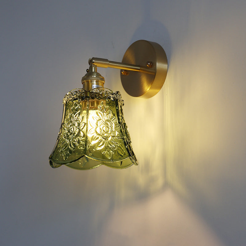 Traditional Vintage Carved Lattice Cone Flower Wall Sconce
