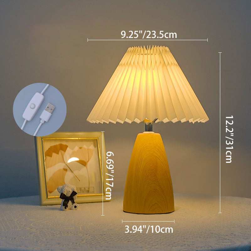 Traditional Vintage Scalloped Pleated Cone Fabric Table Lamp