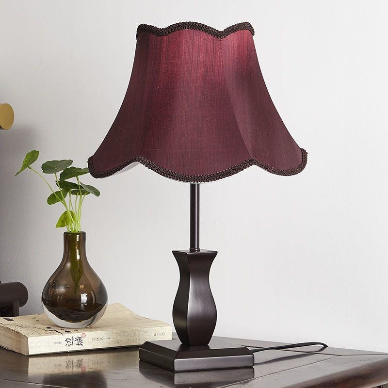Retro Wood Fabric Drum 1-Light Table Lamp