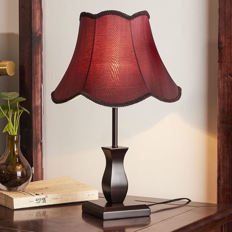 Retro Wood Fabric Drum 1-Light Table Lamp