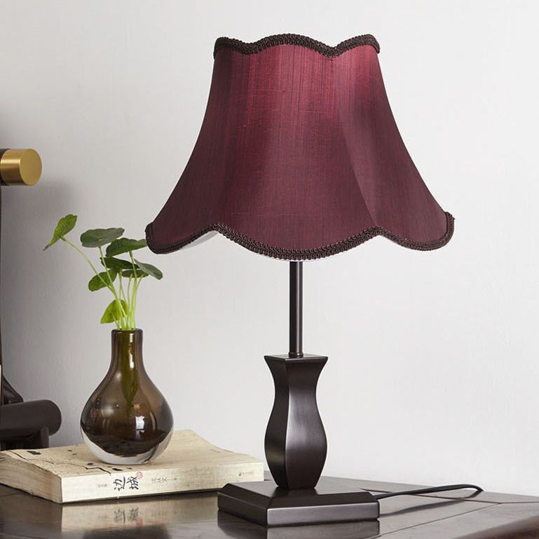 Retro Wood Fabric Drum 1-Light Table Lamp