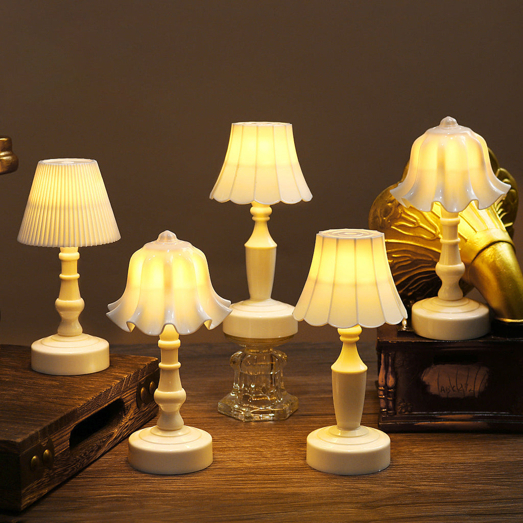 Nordic Battery ABS Flower Pleated LED Table Lamp Table Lamp