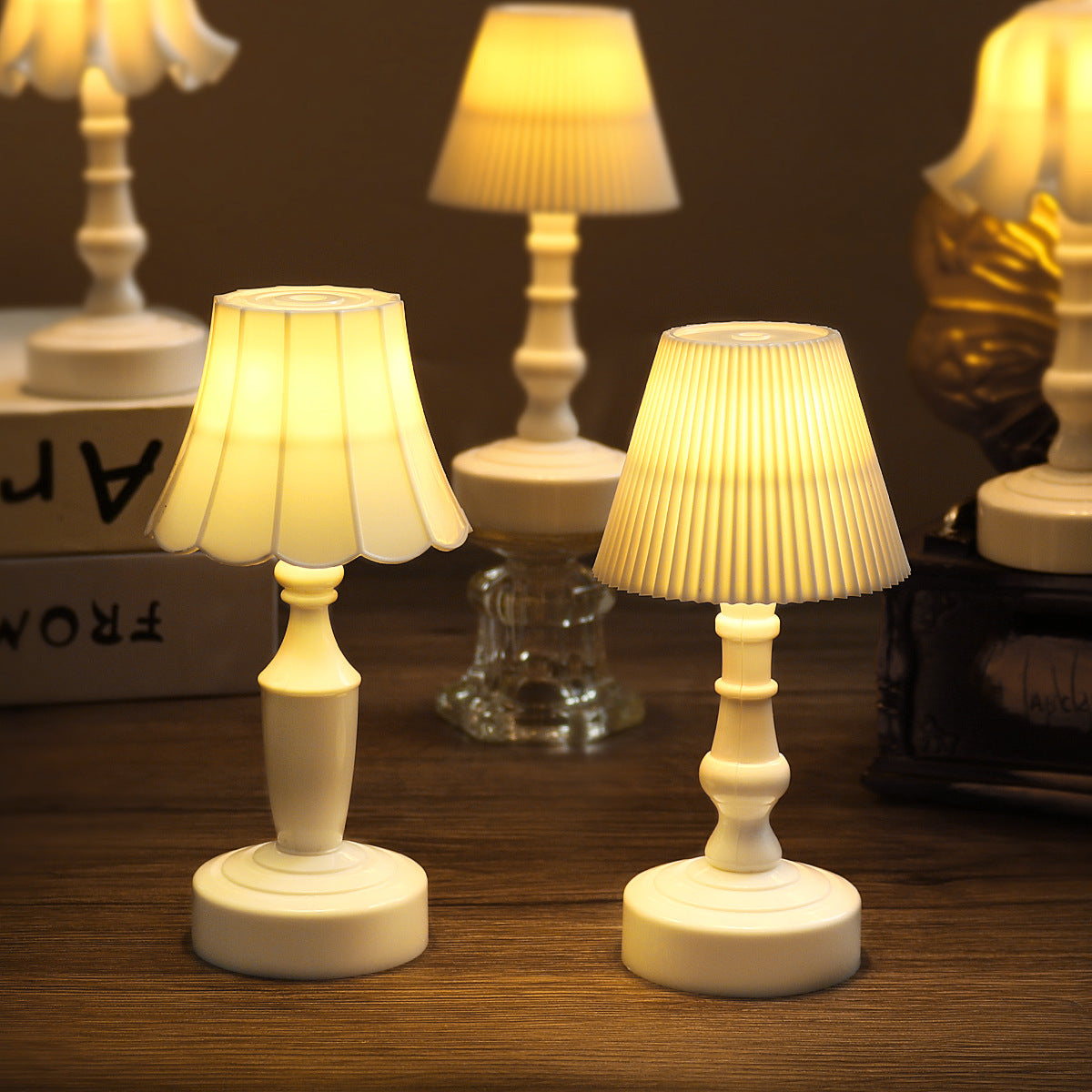 Nordic Battery ABS Flower Pleated LED Table Lamp Table Lamp
