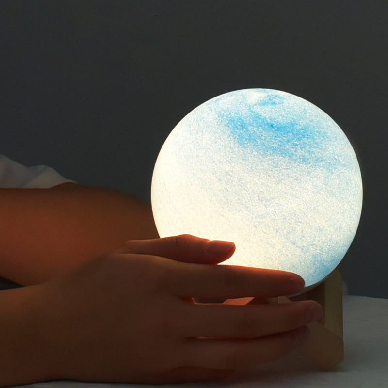 Nordic Creative Planet Design LED Decorative Table Lamp