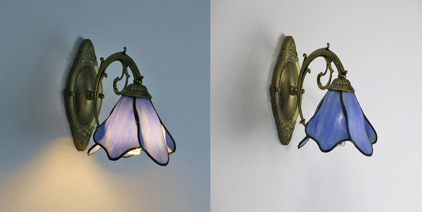Vintage Tiffany Petals Stained Glass 1-Light Wall Sconce