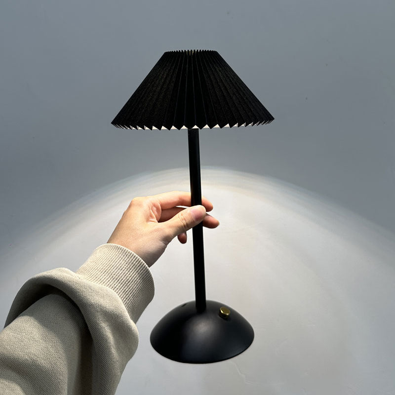 Scandinavian Rechargeable Table Lamp Iron Frame Table Lamp