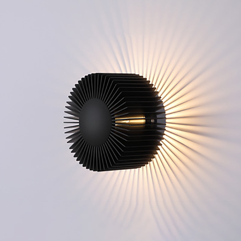 Modern Minimalist Aluminum Round Sunflower LED Wall Sconce