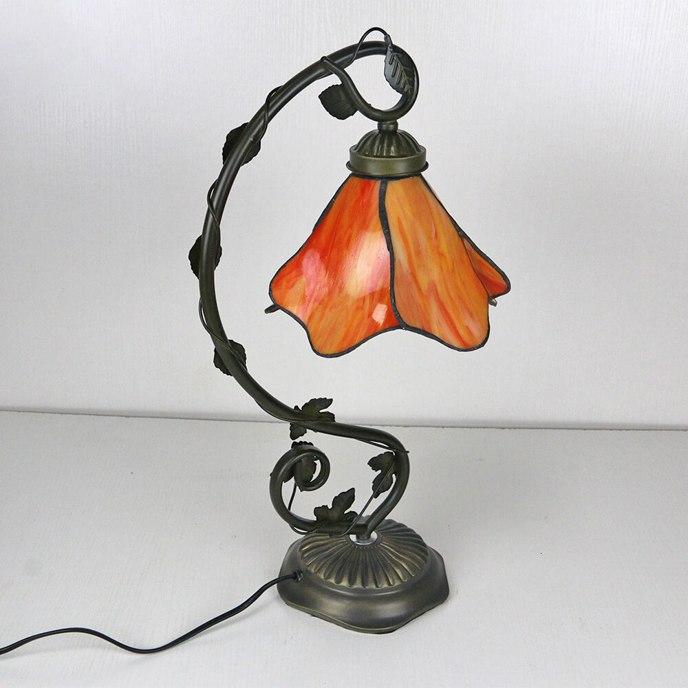 Tiffany Simple Flower Petal Resin Stained Glass Table Lamp