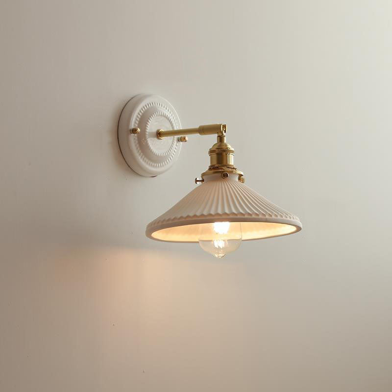 Traditional Vintage Round Ceramic Brass 1-Light Wall Sconce