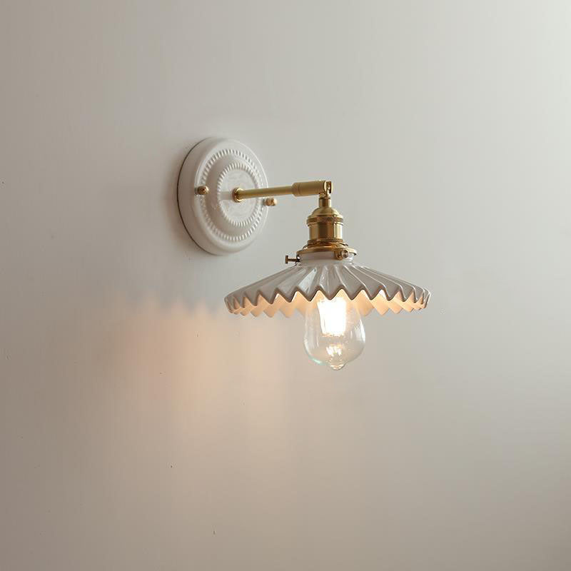 Traditional Vintage Round Ceramic Brass 1-Light Wall Sconce