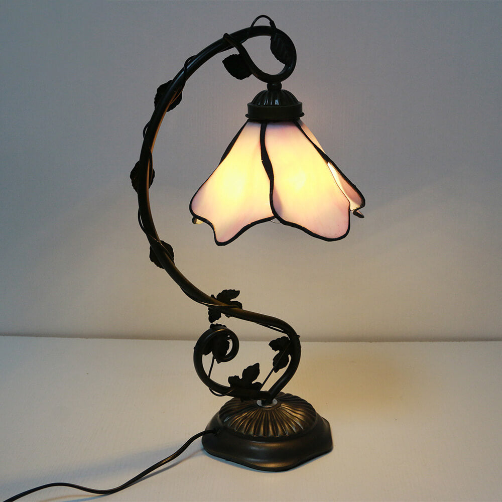 Tiffany Simple Flower Petal Resin Stained Glass Table Lamp