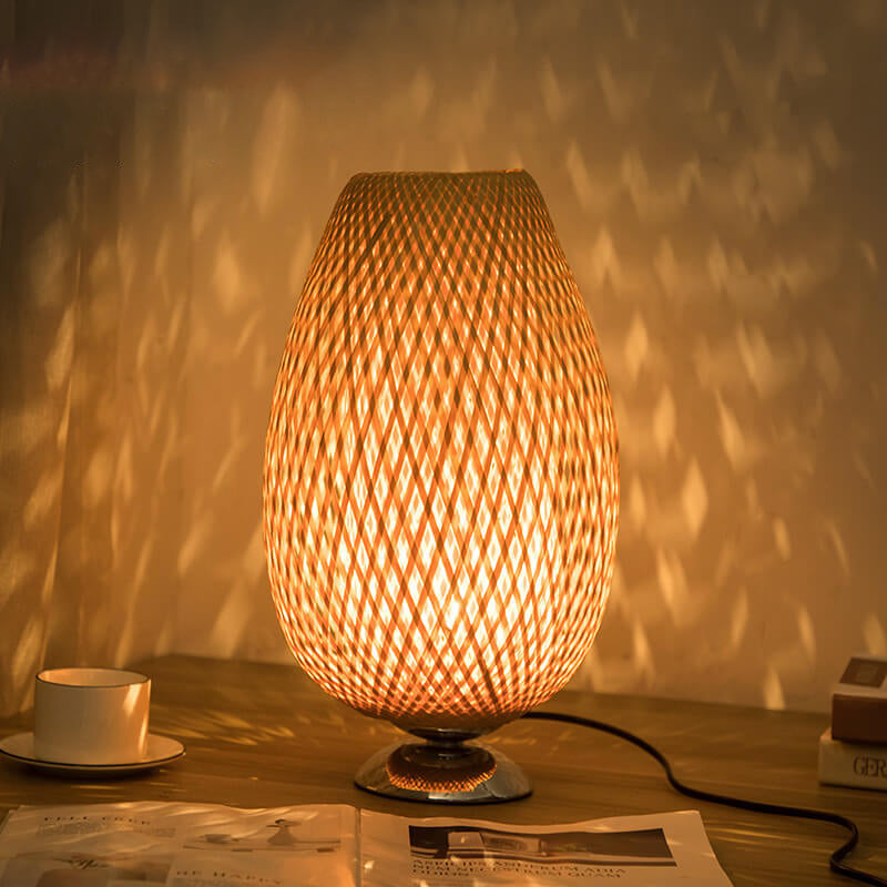 Traditional Chinese Moso Bamboo Wood Iron Weaving Table Lamp