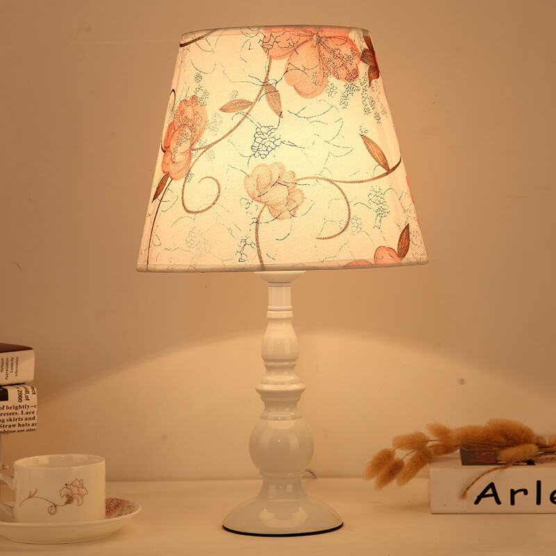 Modern Simple Floral Fabric Iron Vase Base Table Lamp