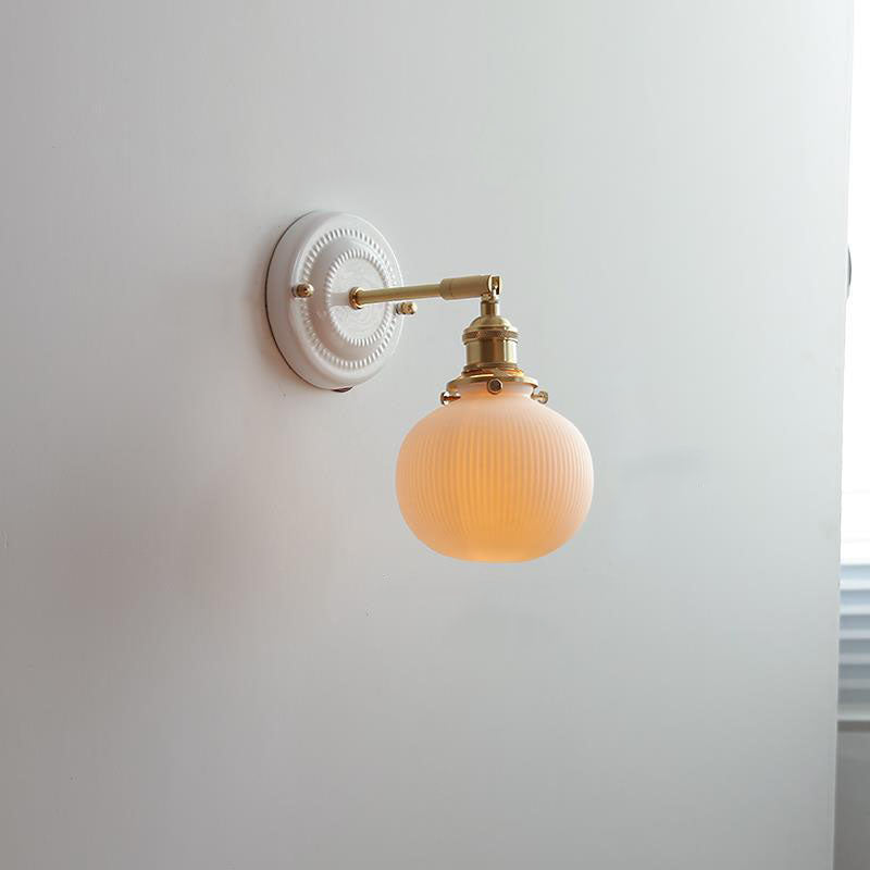 Traditional Vintage Round Ceramic Brass 1-Light Wall Sconce