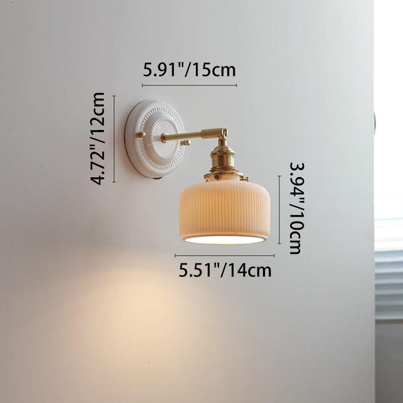 Traditional Vintage Round Ceramic Brass 1-Light Wall Sconce